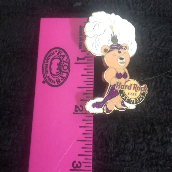 LAS VEGAS,Hard Rock Cafe Pin,Super Sexy Show Girl Bear,Must See - Picture 8 of 12